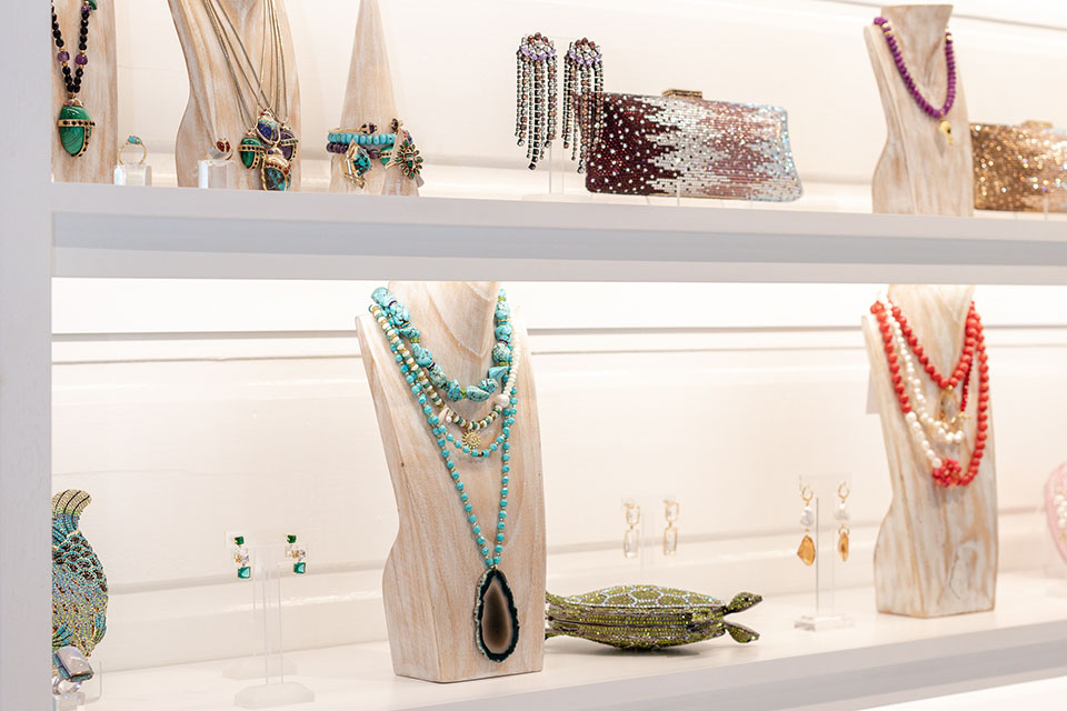 Salon & Boutique